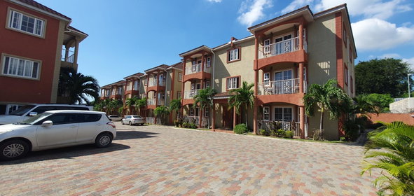 Fourth image of Fairway Avenue in Kingston 6, St. Andrew, Jamaica - property is For Rent