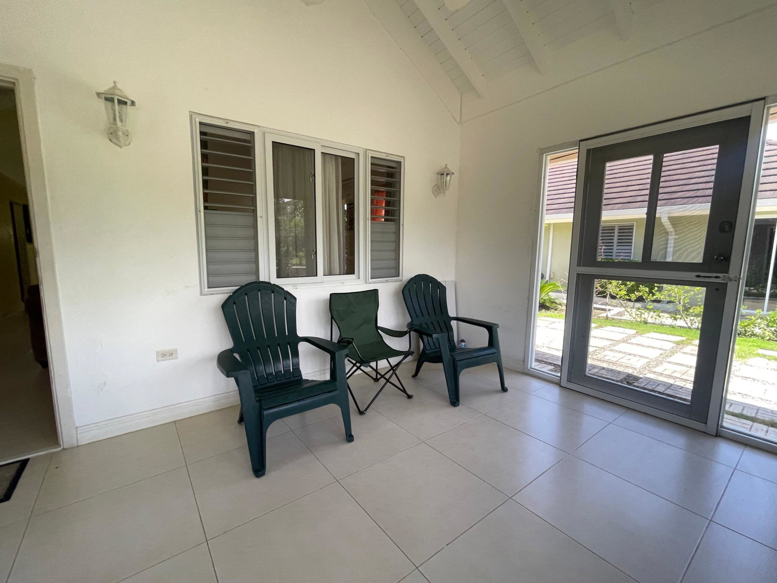 Fifth image of 530 Papaya Avenue, in St. Ann's Bay, St. Ann, Jamaica - property is For Rent