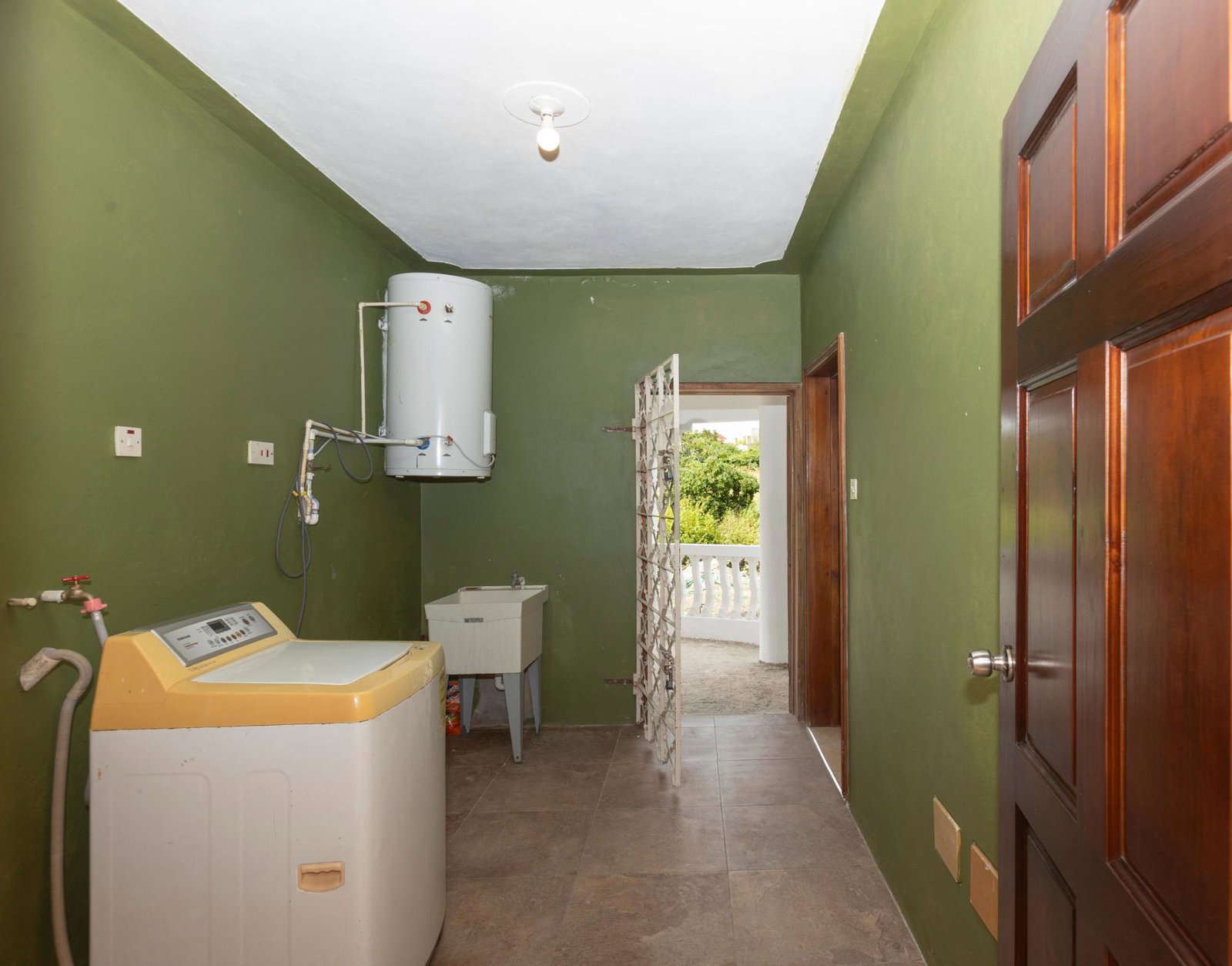 Thirteenth image of 269 Sandhill Circle, Hellshir in HELLSHIRE HILLS, St. Catherine, Jamaica - property is For Sale