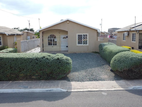 First image of 743 Phoenix Park Village in Greater Portmore, St. Catherine, Jamaica - property is For Rent
