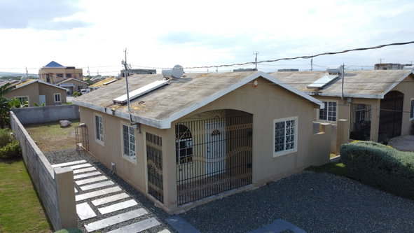 Seventh image of 743 Phoenix Park Village in Greater Portmore, St. Catherine, Jamaica - property is For Rent