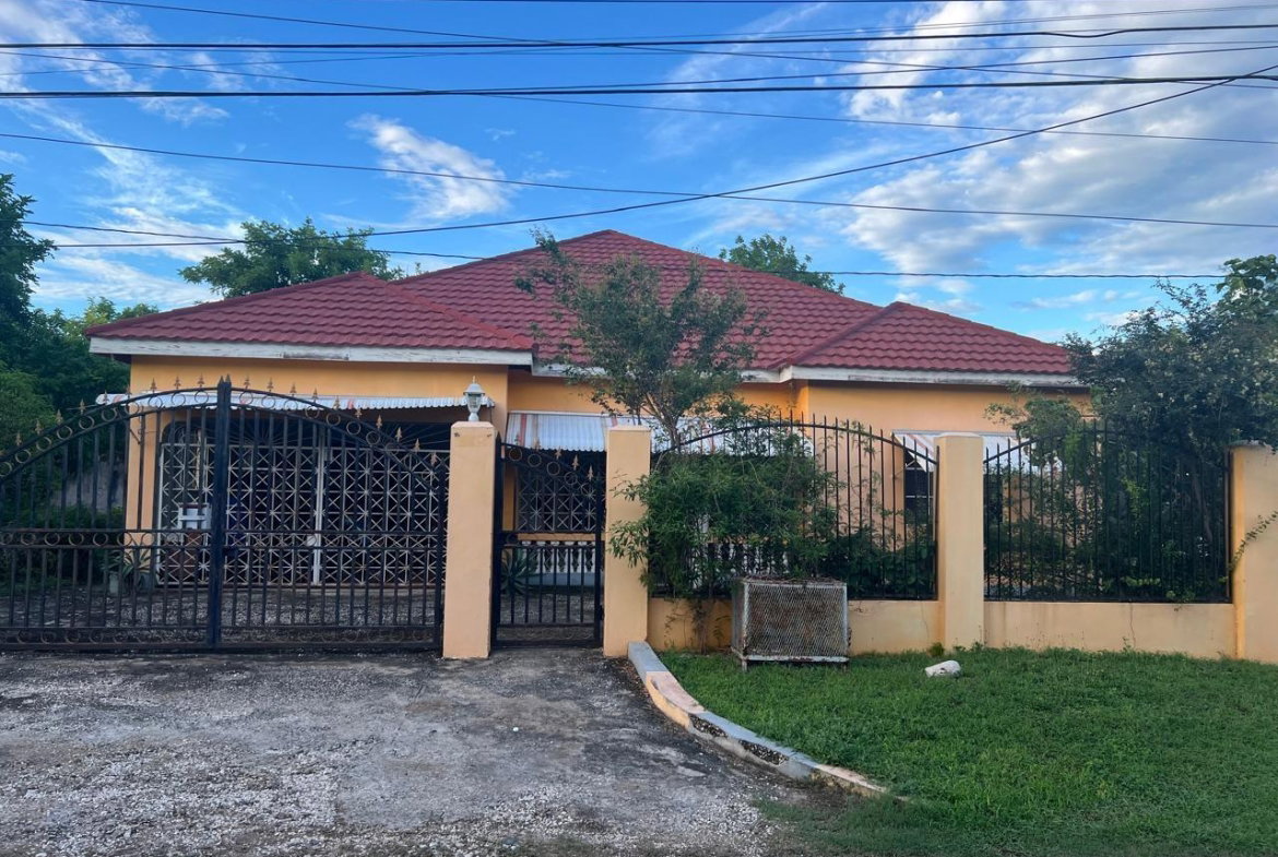 First image of 186 Roosevelt Avenue, in May Pen, Clarendon, Jamaica - property is For Sale