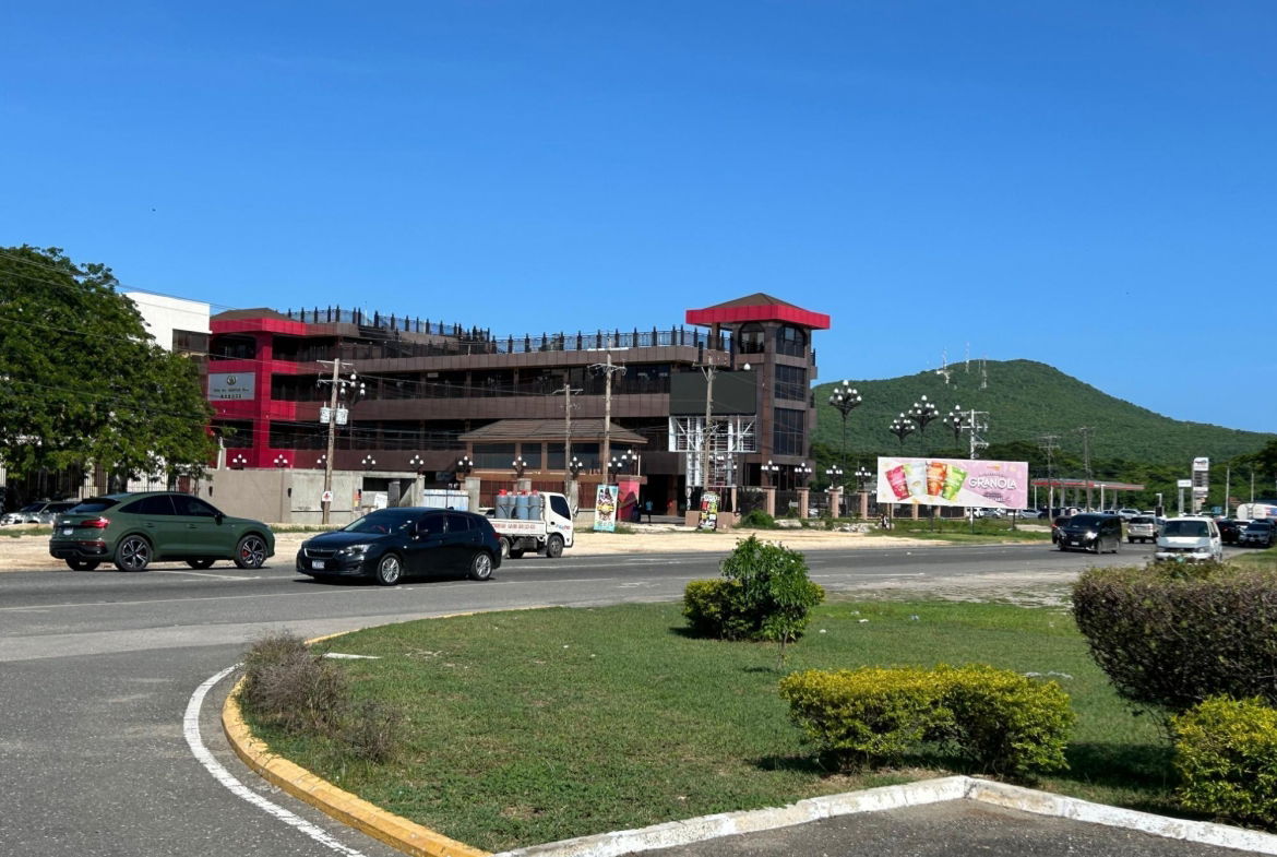 Tenth image of 83 Portmore Country Club 2 in Portmore Country Club, St. Catherine, Jamaica - property is For Sale