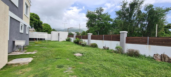 Sixteenth image of 4-2 Spathodia Avenue in Kingston 6, St. Andrew, Jamaica - property is For Rent