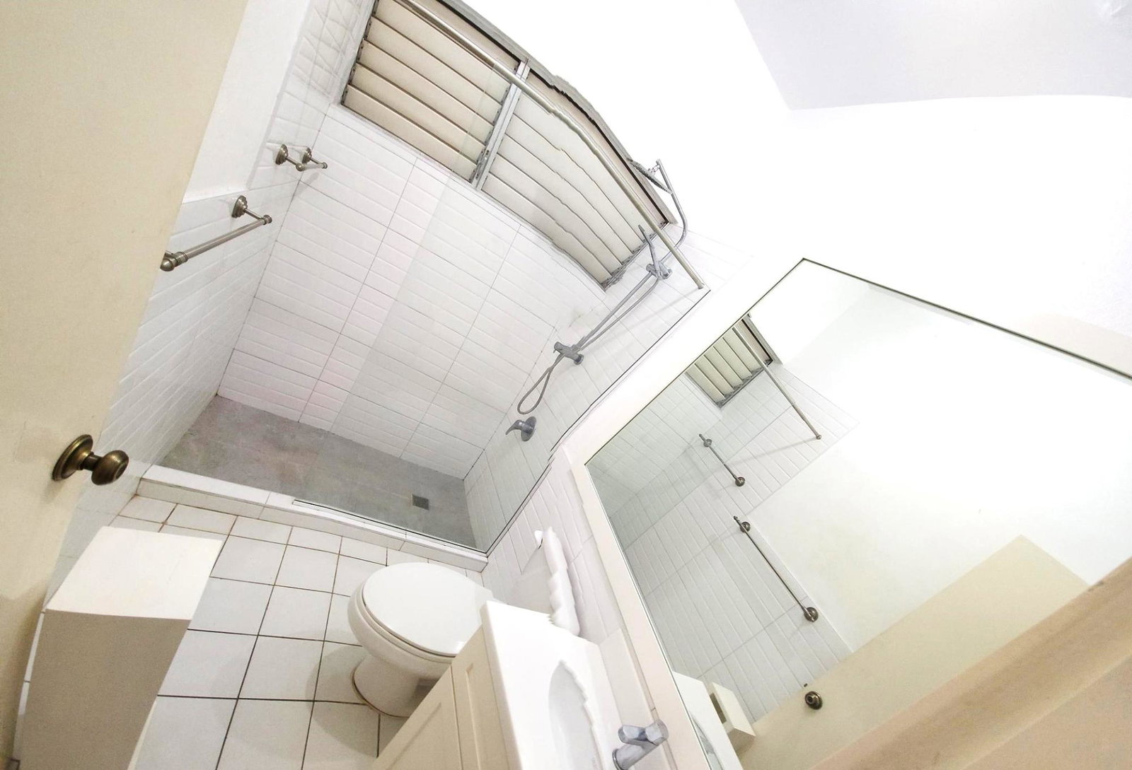 Charming-1-Bedroom-Apartment-for-Sale-in-Upper-Braemar-Avenue-Jamaica Thirteenth image of 21-8 Upper Braemar Ave in Kingston 10, St. Andrew, Jamaica - property is For Sale
