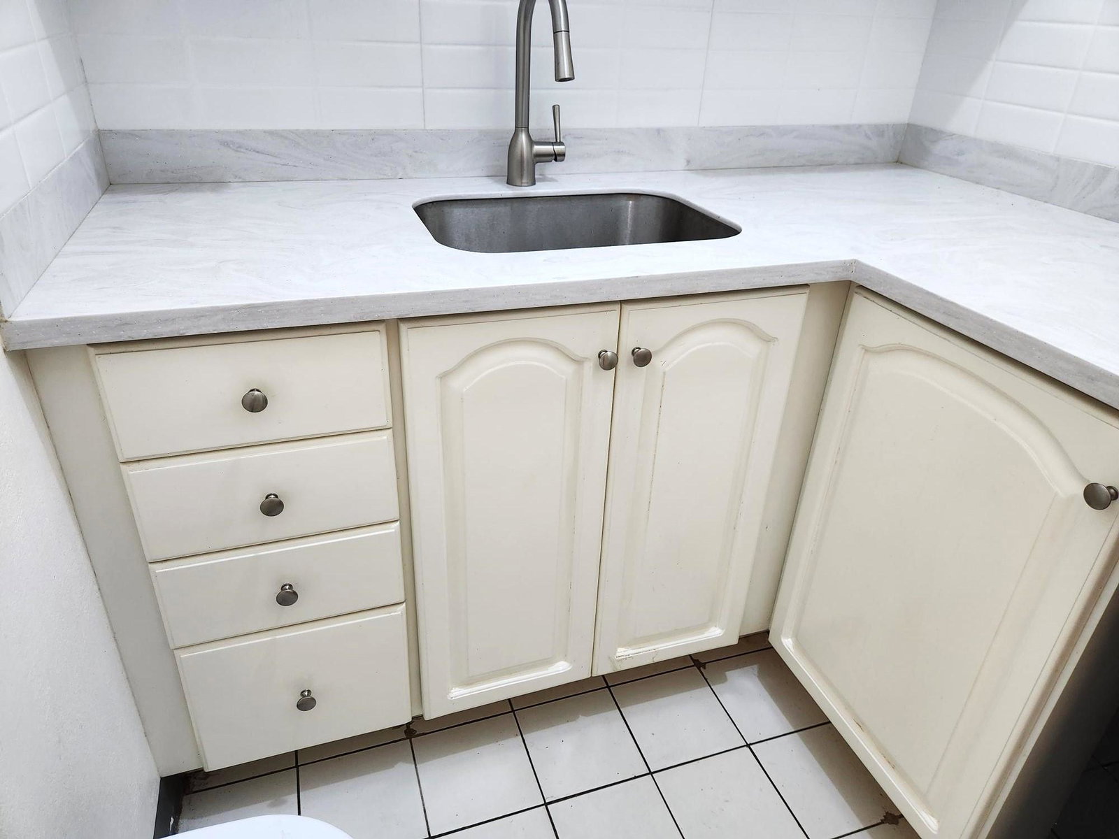 Charming-1-Bedroom-Apartment-for-Sale-in-Upper-Braemar-Avenue-Jamaica Third image of 21-8 Upper Braemar Ave in Kingston 10, St. Andrew, Jamaica - property is For Sale