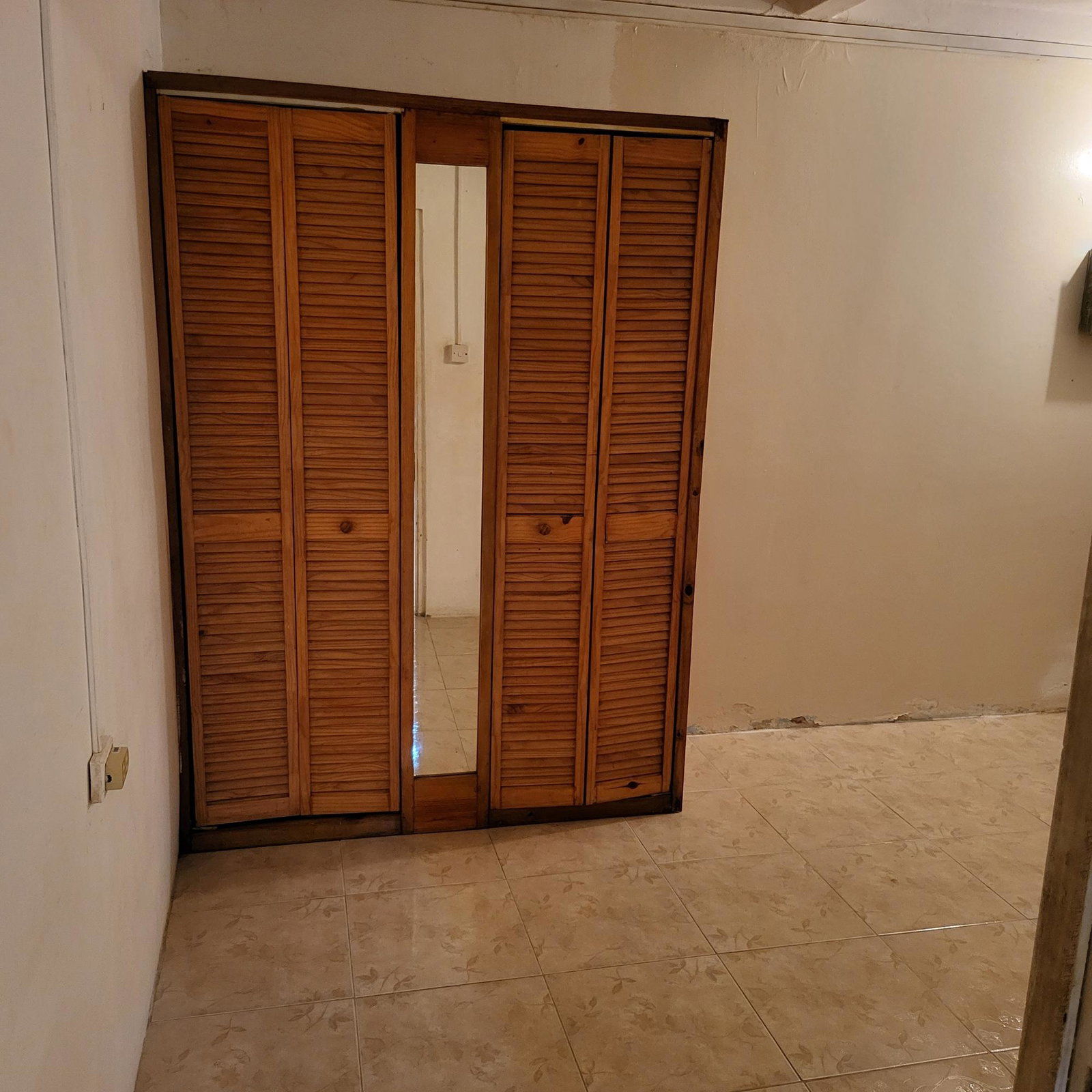 Third image of 1-767 nw 31st Way Daytona in Greater Portmore, St. Catherine, Jamaica - property is For Rent