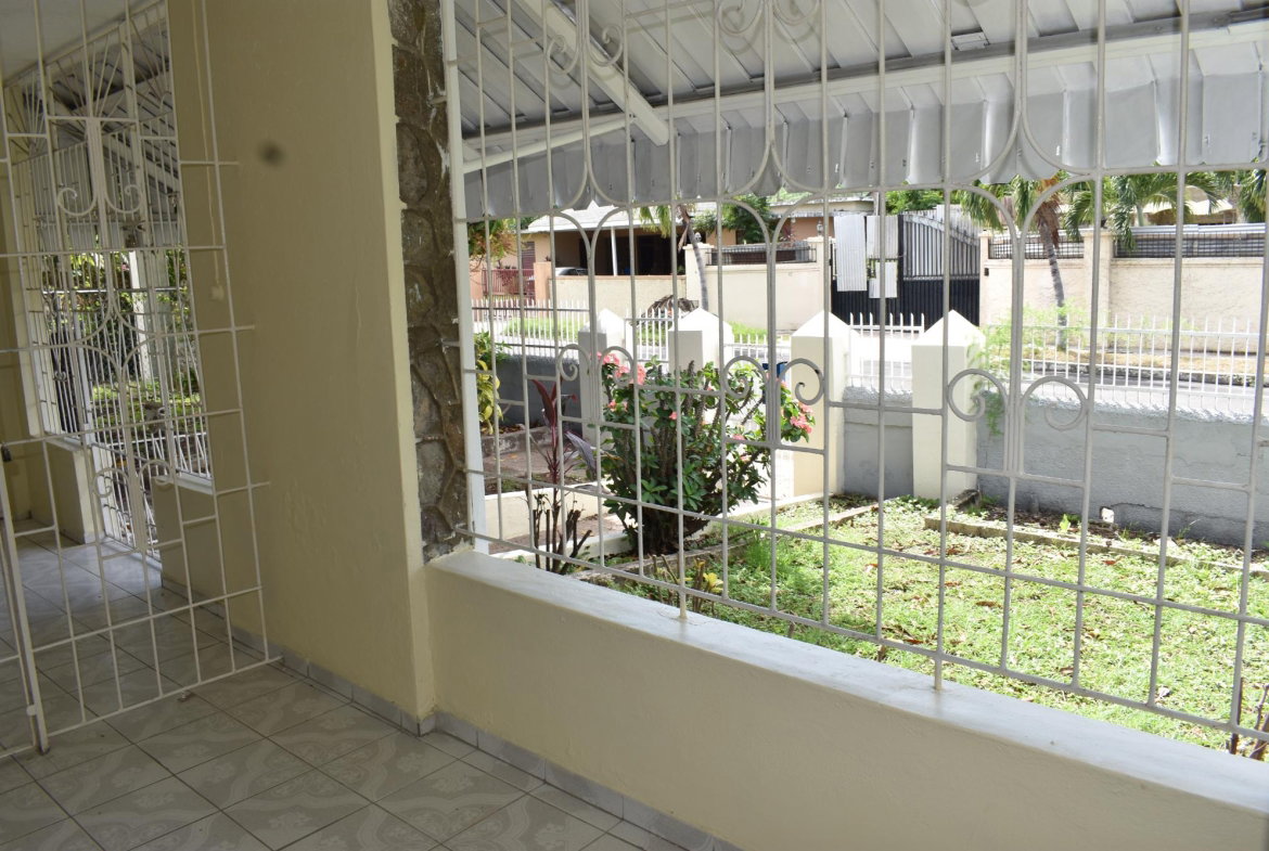 Fourteenth image of 44 Gardenia Avenue, Kingston in Kingston 6, St. Andrew, Jamaica - property is For Rent