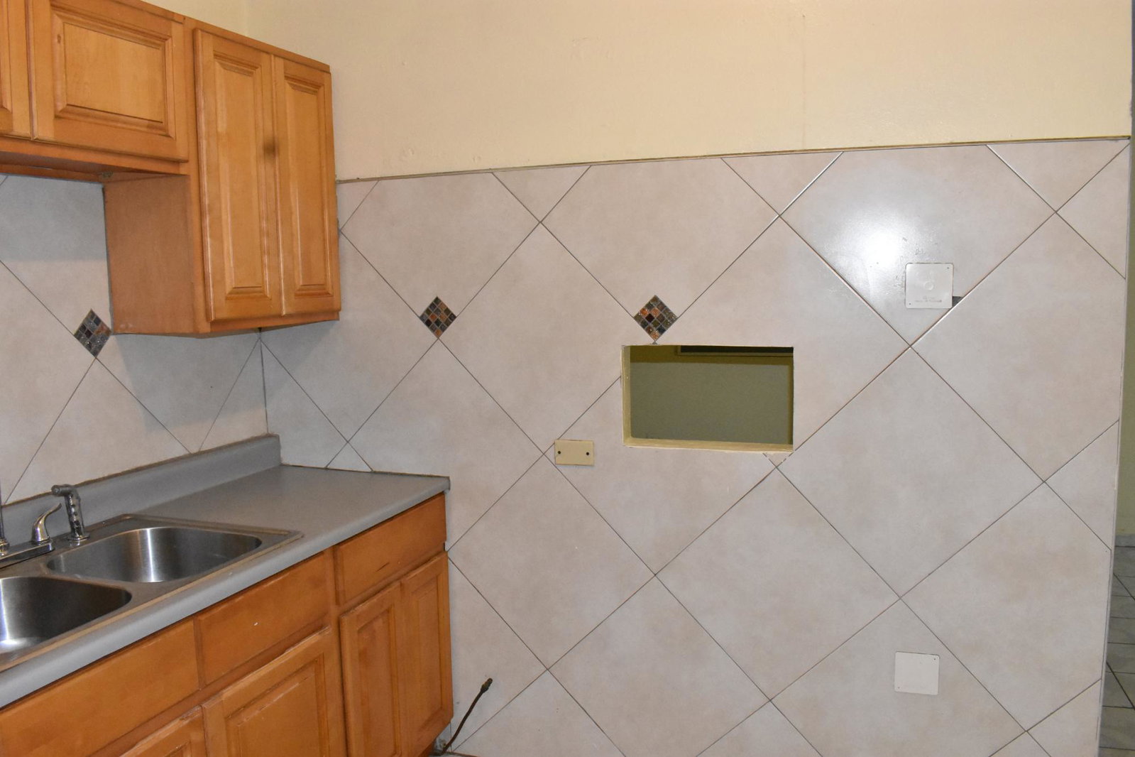 Tenth image of 44 Gardenia Avenue, Kingston in Kingston 6, St. Andrew, Jamaica - property is For Rent