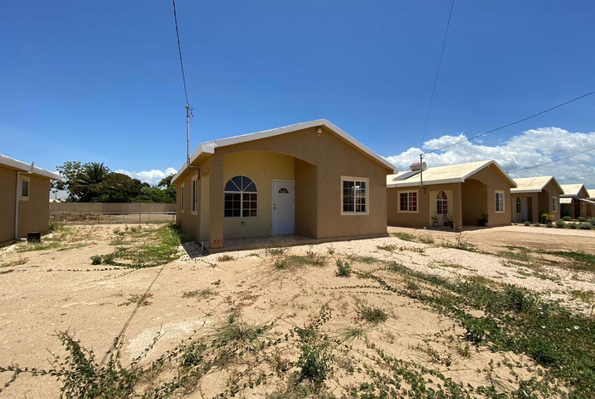 First image of Lot 721 Phoenix Park Vill in Phoenix Park, St. Catherine, Jamaica - property is For Sale