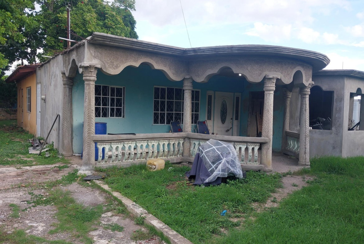 Second image of Willowdene, Spanish Town in Spanish Town, St. Catherine, Jamaica - property is For Sale