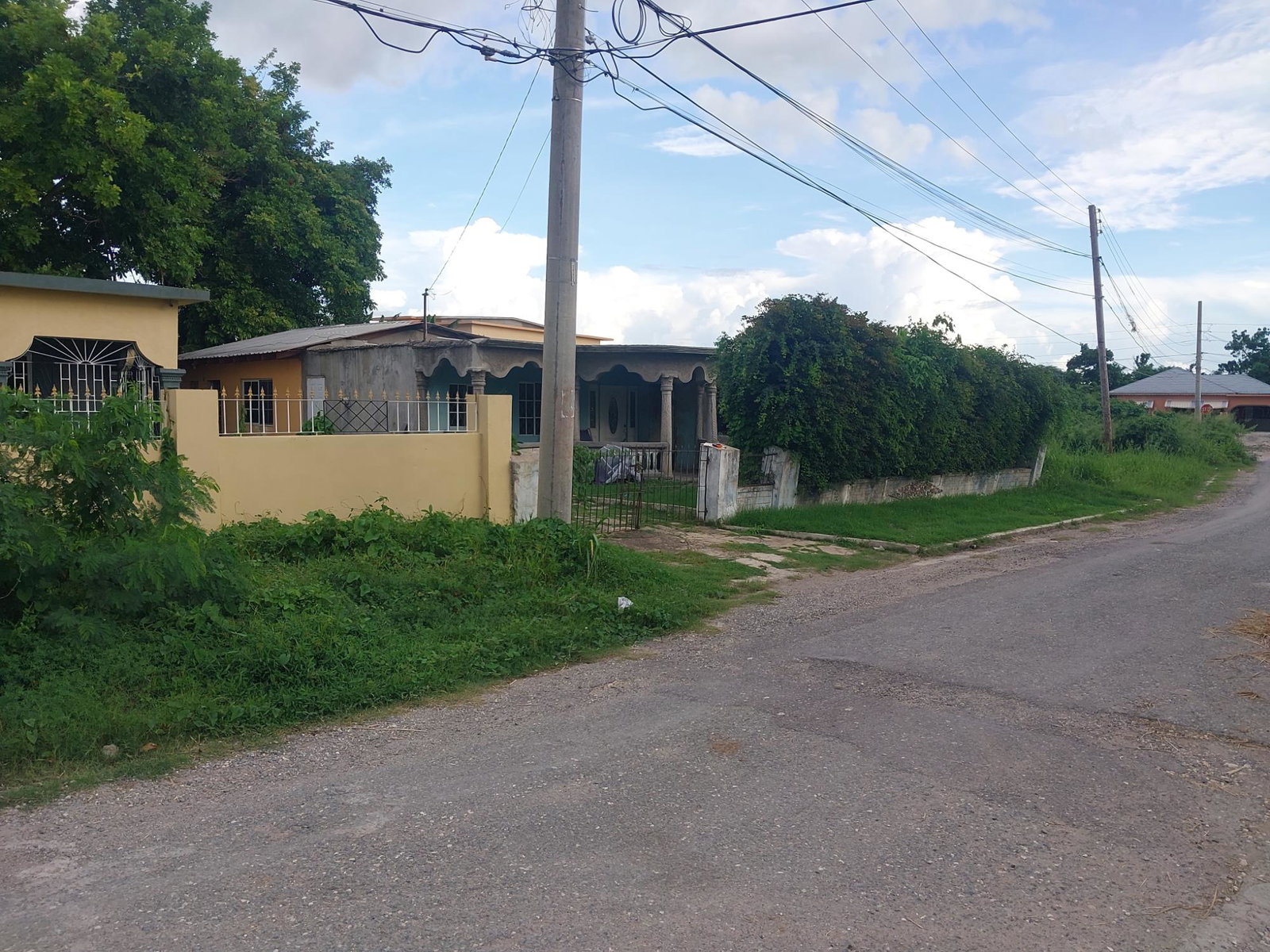 Fourth image of Willowdene, Spanish Town in Spanish Town, St. Catherine, Jamaica - property is For Sale