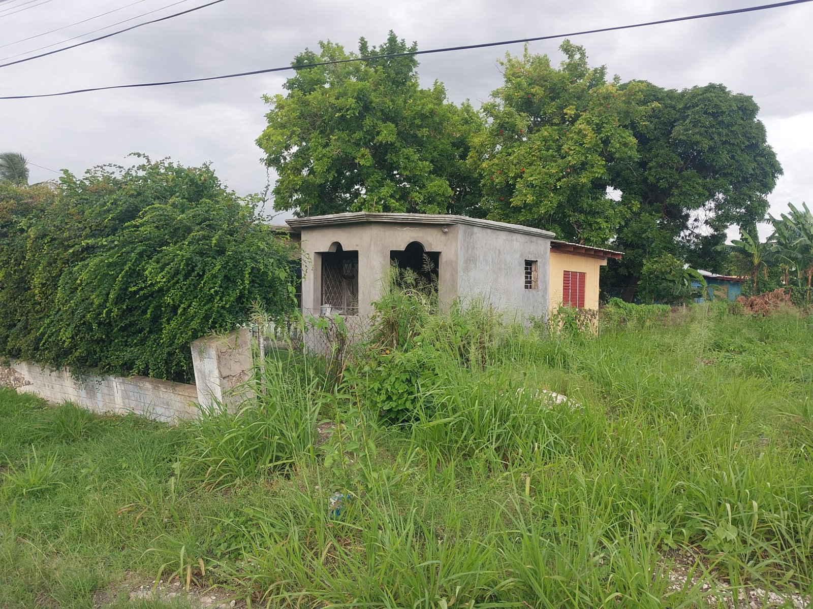Seventh image of Willowdene, Spanish Town in Spanish Town, St. Catherine, Jamaica - property is For Sale