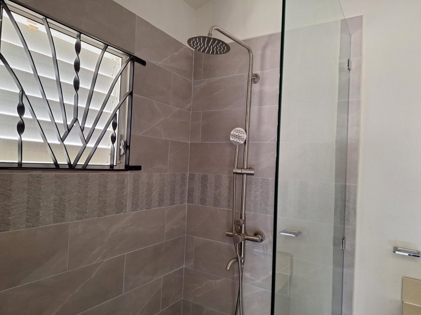 Charming-2-Bedroom-House-for-Rent-in-Camelot-Village-Discovery-Bay Seventeenth image of 532- Camelot Village Phase 5 in Discovery Bay, St. Ann, Jamaica - property is For Rent