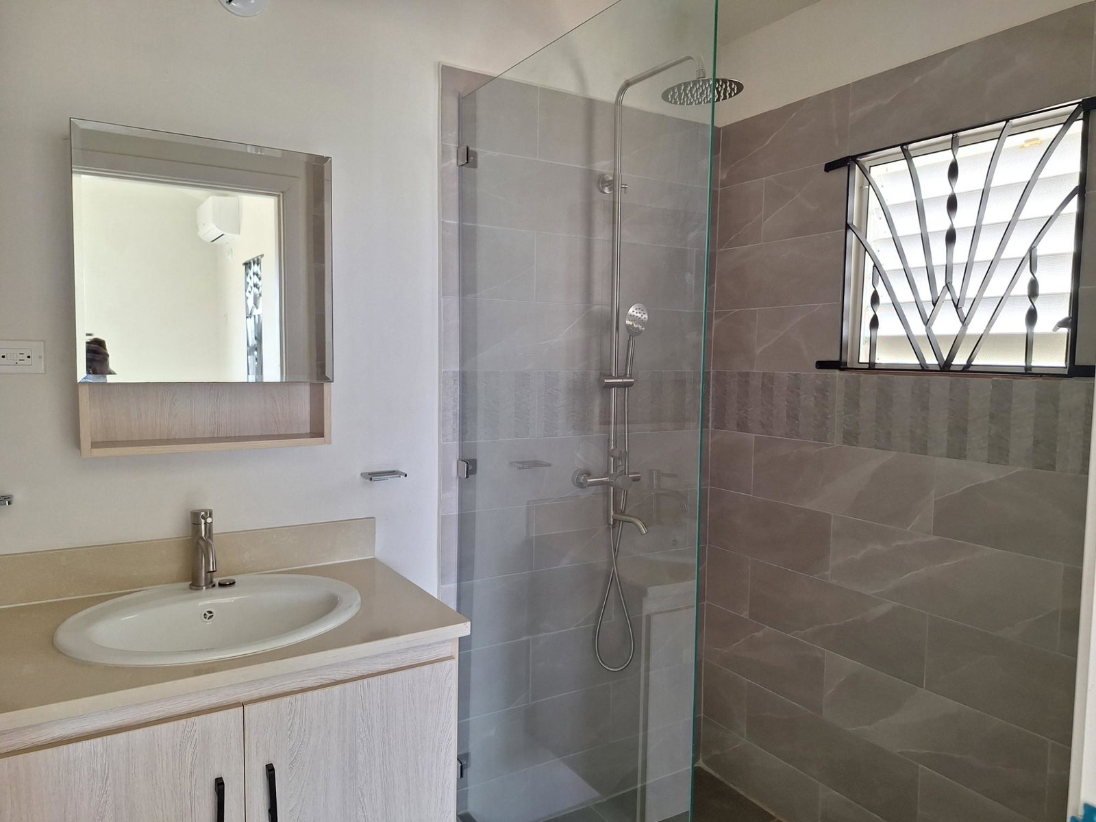 Charming-2-Bedroom-House-for-Rent-in-Camelot-Village-Discovery-Bay Twentieth image of 532- Camelot Village Phase 5 in Discovery Bay, St. Ann, Jamaica - property is For Rent