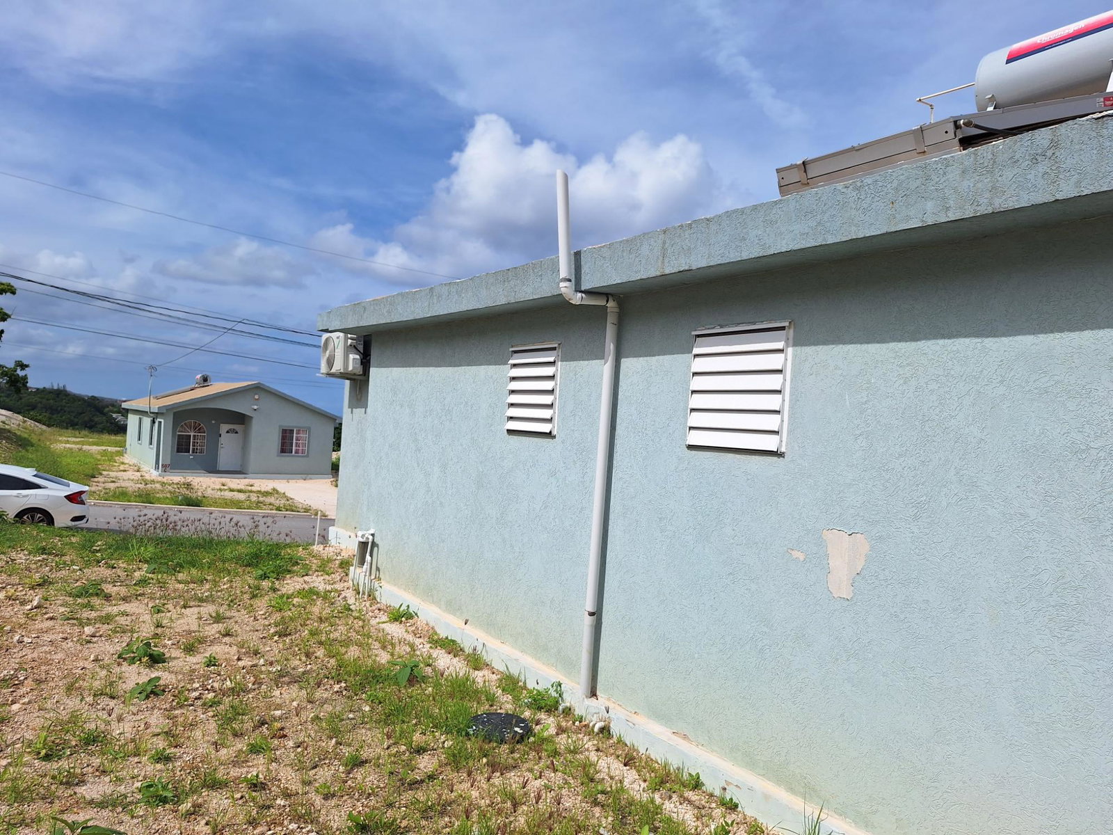 Charming-2-Bedroom-House-for-Rent-in-Camelot-Village-Discovery-Bay Twenty-Fifth image of 532- Camelot Village Phase 5 in Discovery Bay, St. Ann, Jamaica - property is For Rent