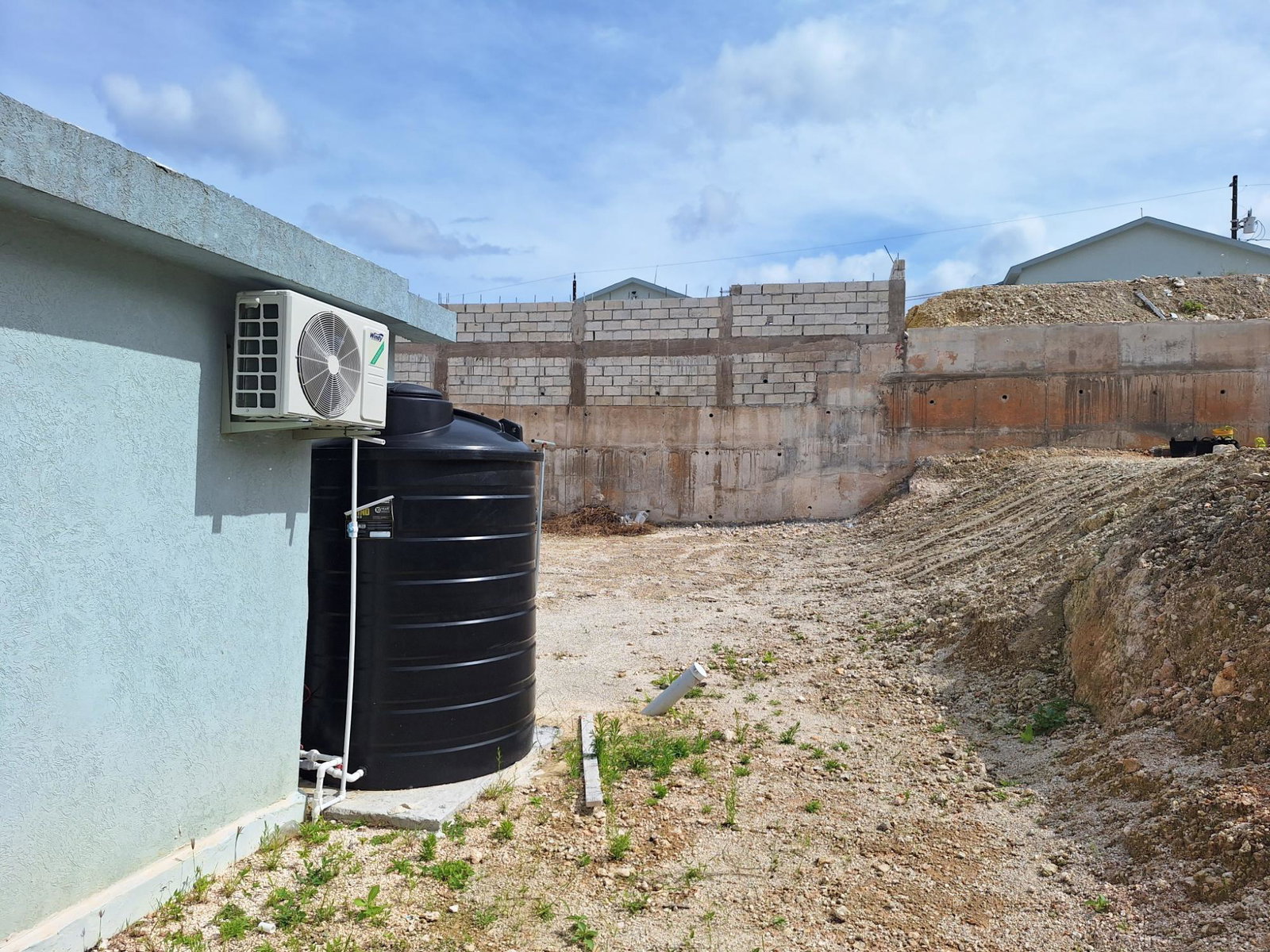 Charming-2-Bedroom-House-for-Rent-in-Camelot-Village-Discovery-Bay Twenty-Sixth image of 532- Camelot Village Phase 5 in Discovery Bay, St. Ann, Jamaica - property is For Rent