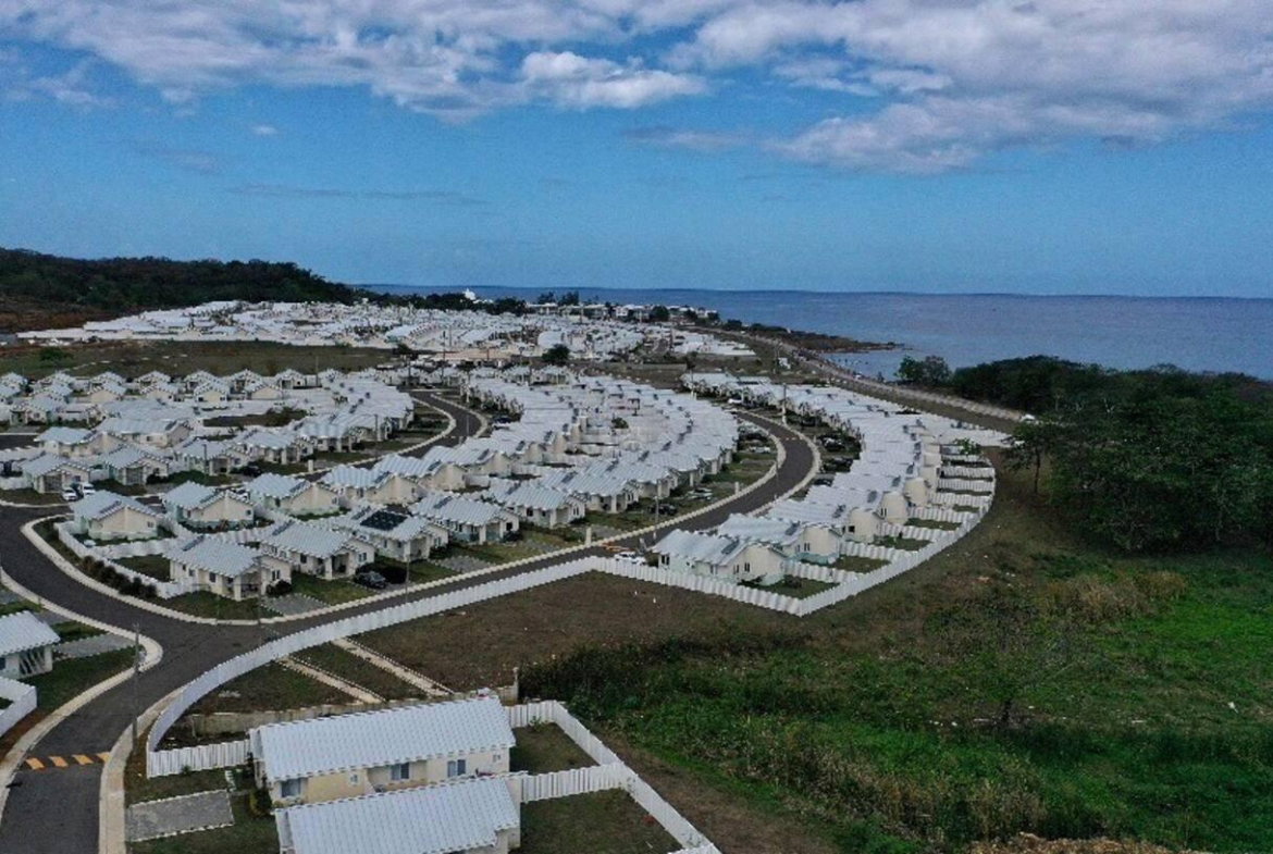 Tenth image of 158- Oceanpointe in Lucea, Hanover, Jamaica - property is For Rent