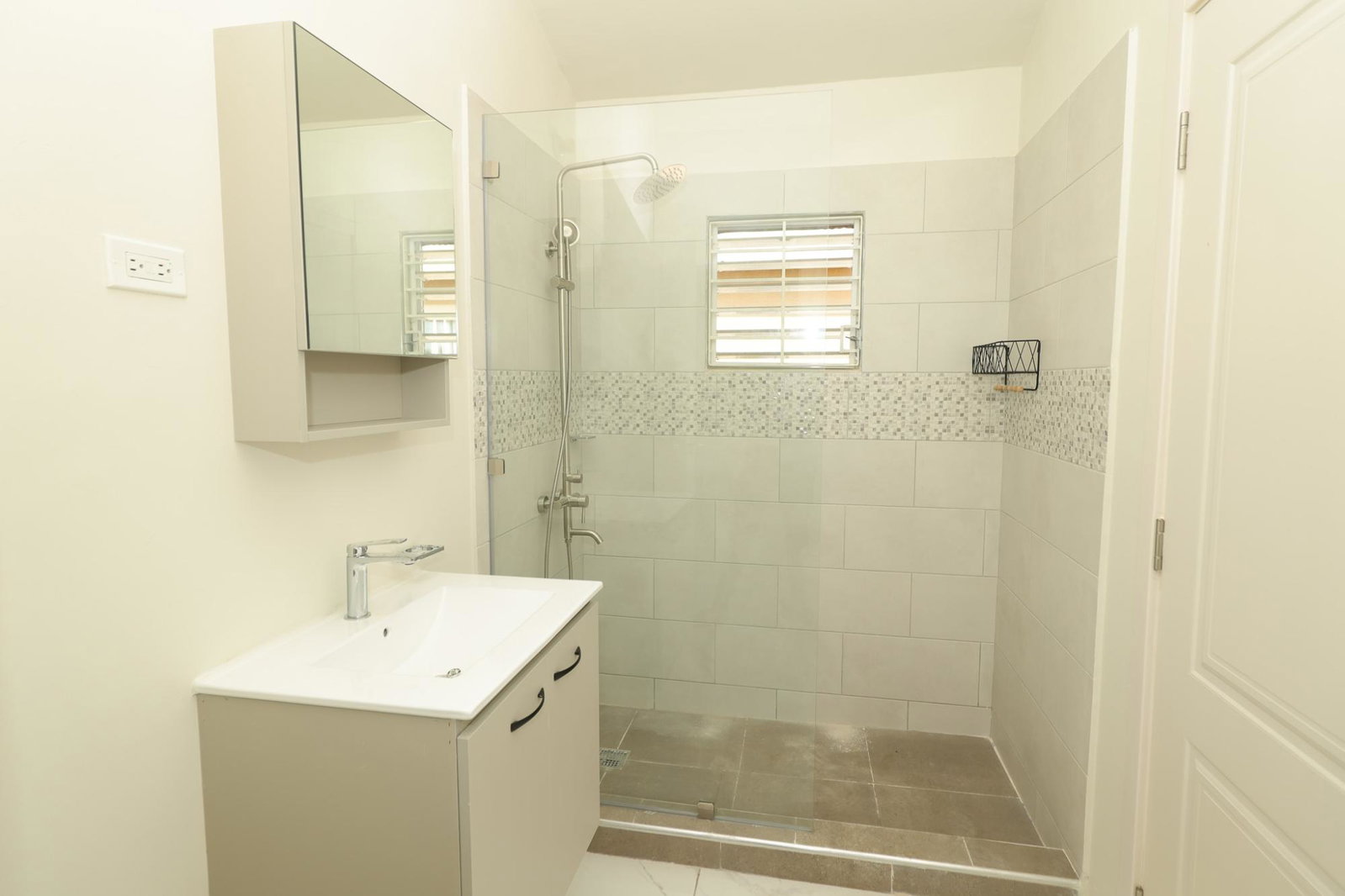 Eighth image of Phase 2 Phoenix Park Village in Phoenix Park, St. Catherine, Jamaica - property is For Rent