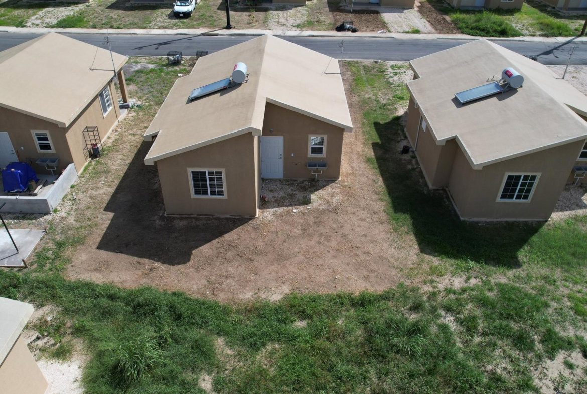 Thirteenth image of Phase 2 Phoenix Park Village in Phoenix Park, St. Catherine, Jamaica - property is For Rent