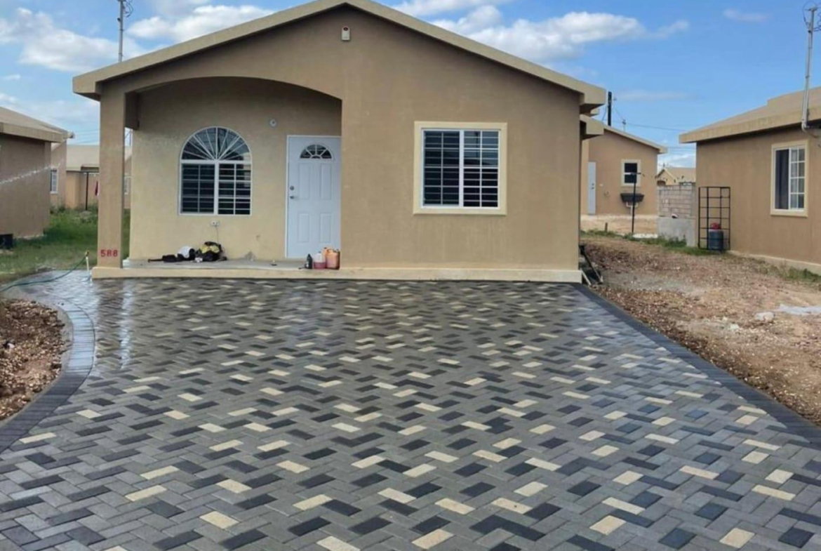 Seventeenth image of Phase 2 Phoenix Park Village in Phoenix Park, St. Catherine, Jamaica - property is For Rent