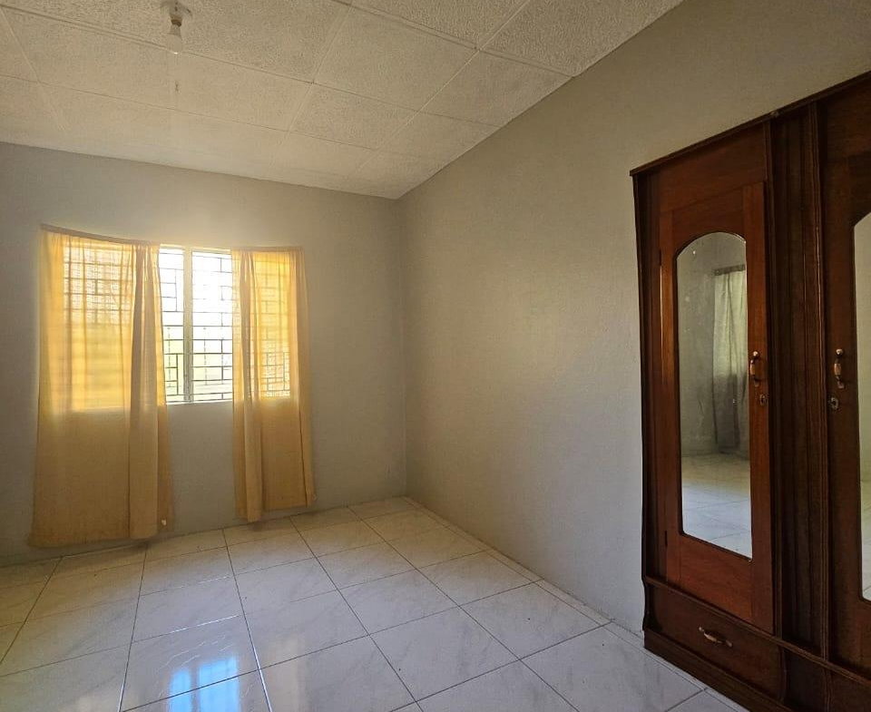 Fourteenth image of Knightsdale Drive in Kingston 19, St. Andrew, Jamaica - property is For Rent