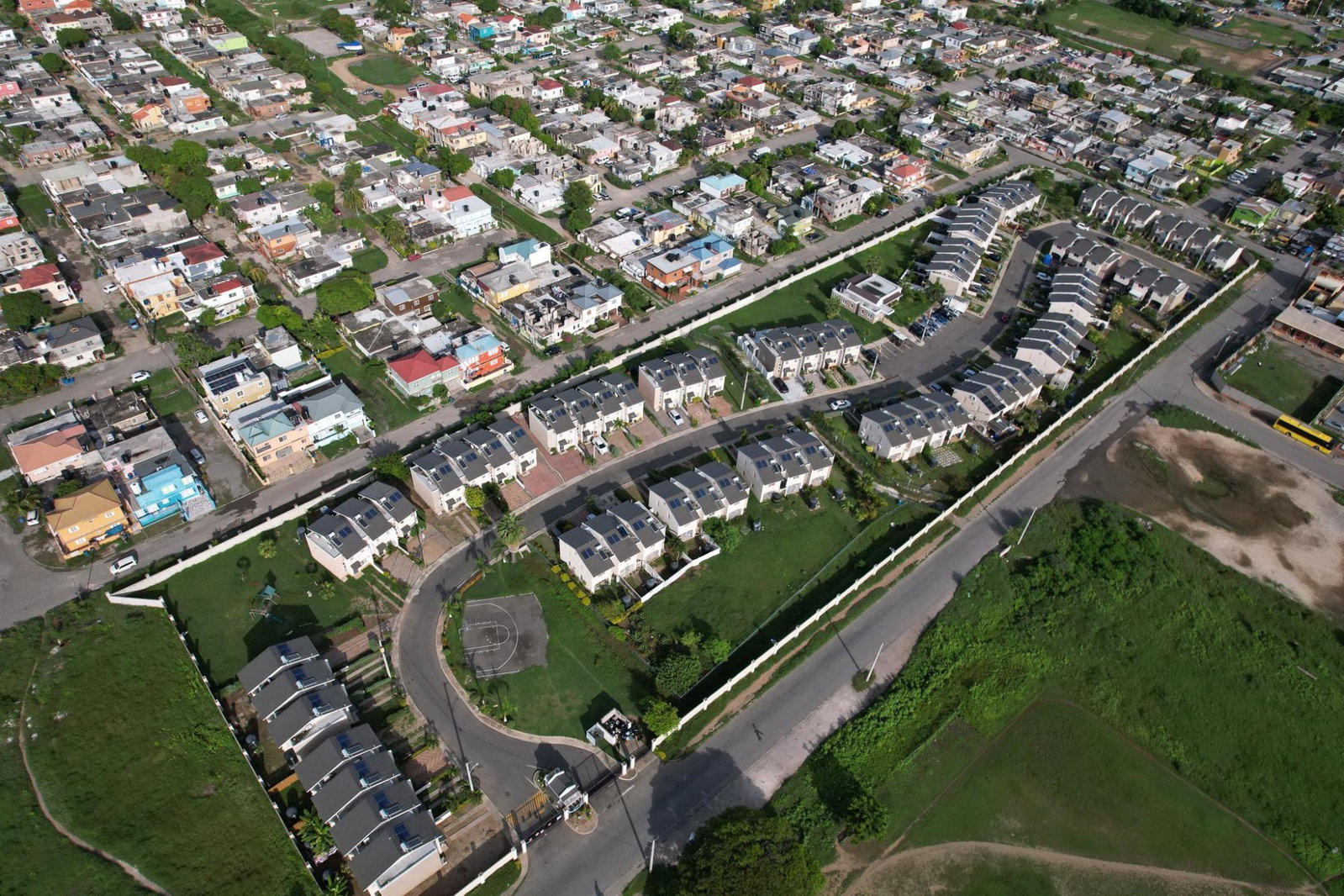 Twenty-Sixth image of 50- Le' Bermonde, Portmore in Greater Portmore, St. Catherine, Jamaica - property is For Rent