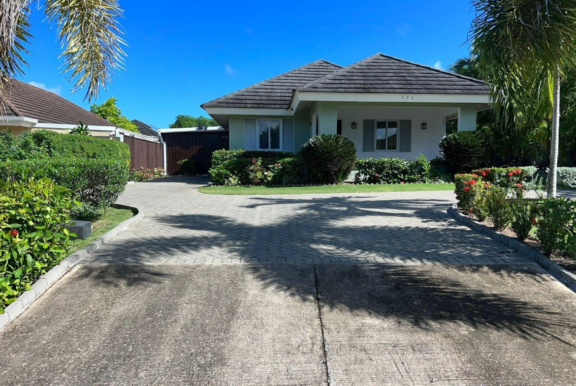 First image of 171 Alamanda Avenue,richmond in Richmond, St. Ann, Jamaica - property is For Rent