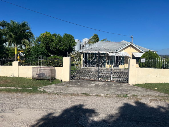 Second image of 41 Elizabeth Drive in Palmers Cross, Clarendon, Jamaica - property is For Sale
