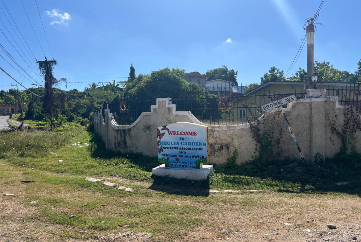 First image of 41 Elizabeth Drive in Palmers Cross, Clarendon, Jamaica - property is For Sale