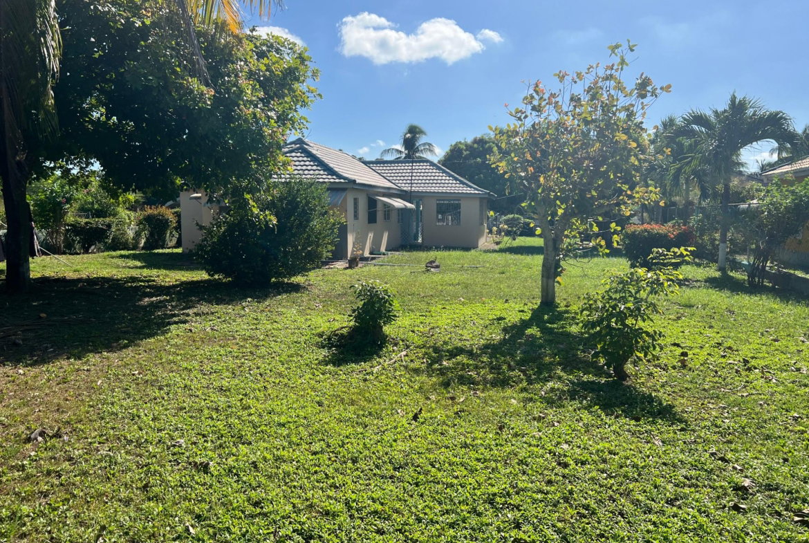 Sixteenth image of 41 Elizabeth Drive in Palmers Cross, Clarendon, Jamaica - property is For Sale
