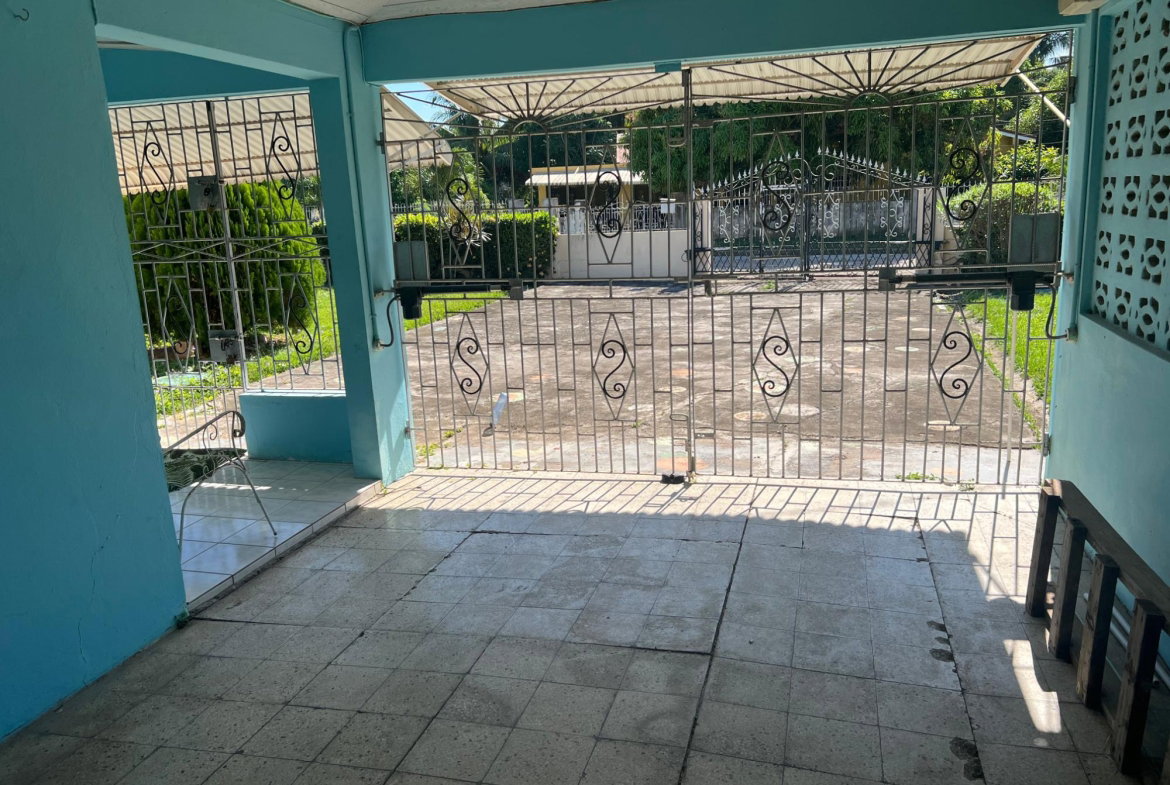 Eighth image of 41 Elizabeth Drive in Palmers Cross, Clarendon, Jamaica - property is For Sale