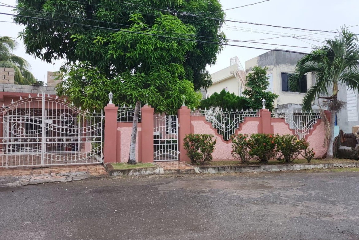 Third image of Mahoe Close in Spanish Town, St. Catherine, Jamaica - property is For Sale
