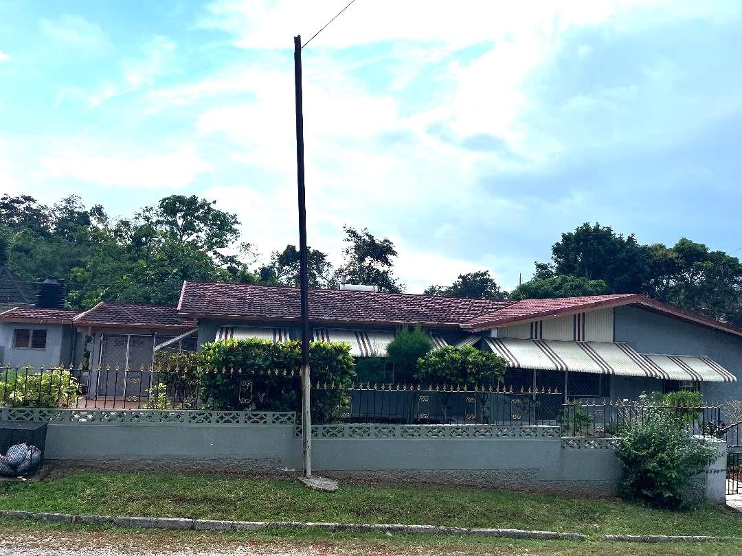 First image of 20 Beverly Drive in Mandeville, Manchester, Jamaica - property is For Rent