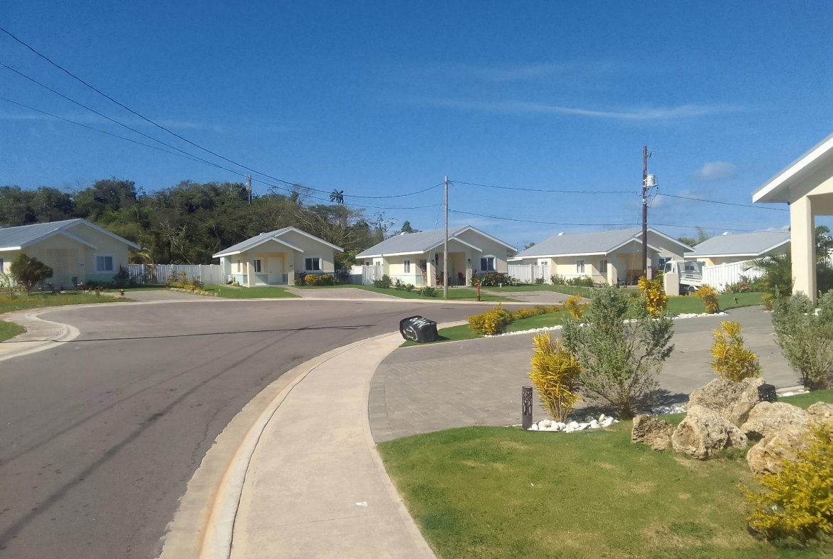 Second image of 244 Ocean Pointe, Lucea Hanov in Sandy Bay, Hanover, Jamaica - property is For Rent