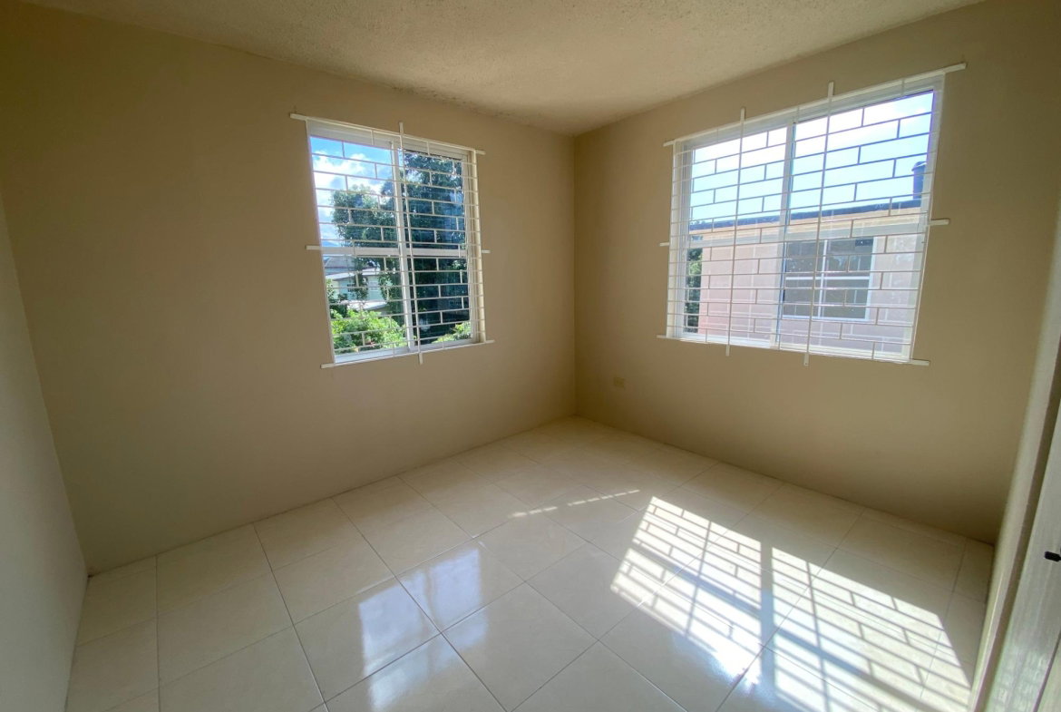 Eleventh image of 22 Oaklawn Drive in Kingston 8, St. Andrew, Jamaica - property is For Rent