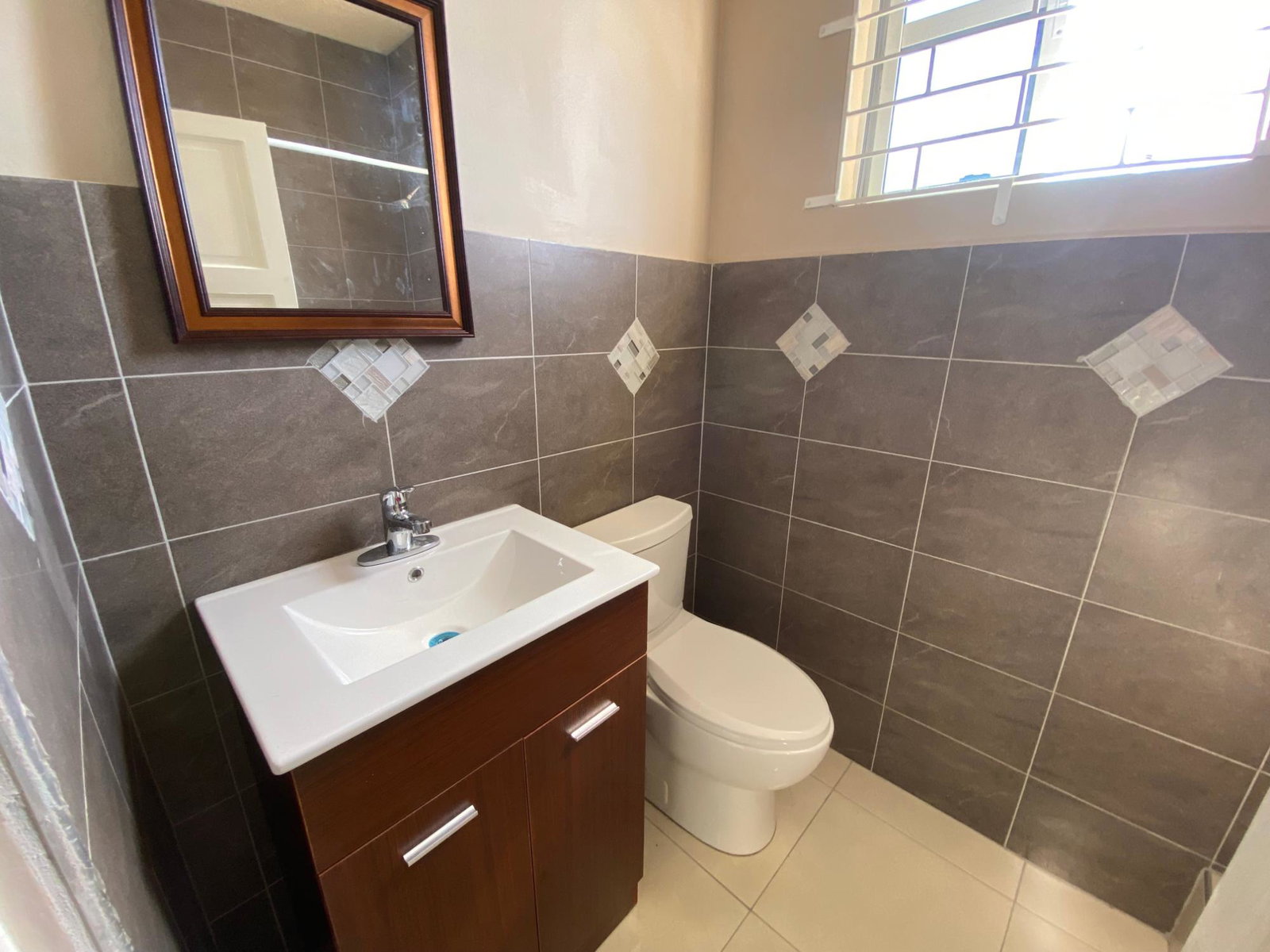Thirteenth image of 22 Oaklawn Drive in Kingston 8, St. Andrew, Jamaica - property is For Rent
