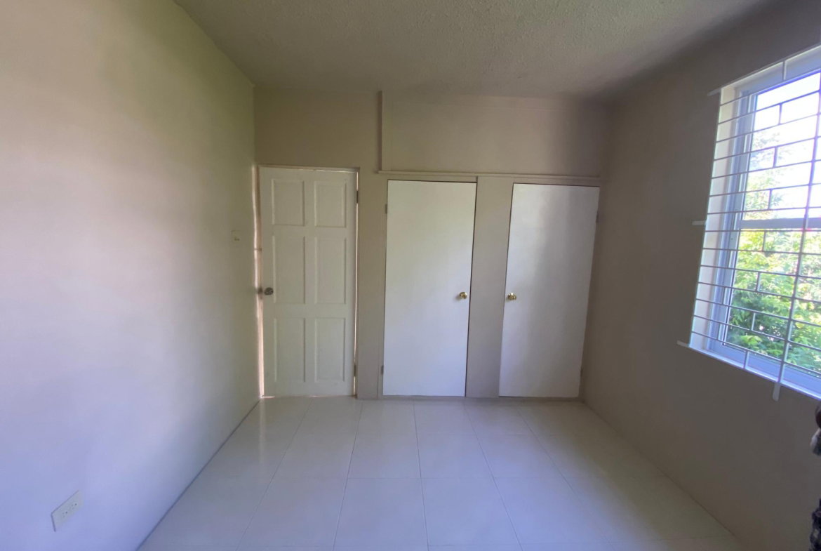 Sixteenth image of 22 Oaklawn Drive in Kingston 8, St. Andrew, Jamaica - property is For Rent