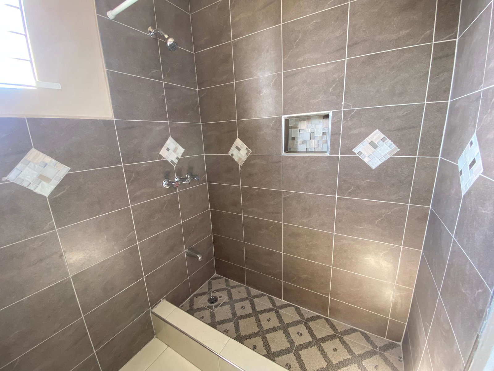 Twentieth image of 22 Oaklawn Drive in Kingston 8, St. Andrew, Jamaica - property is For Rent