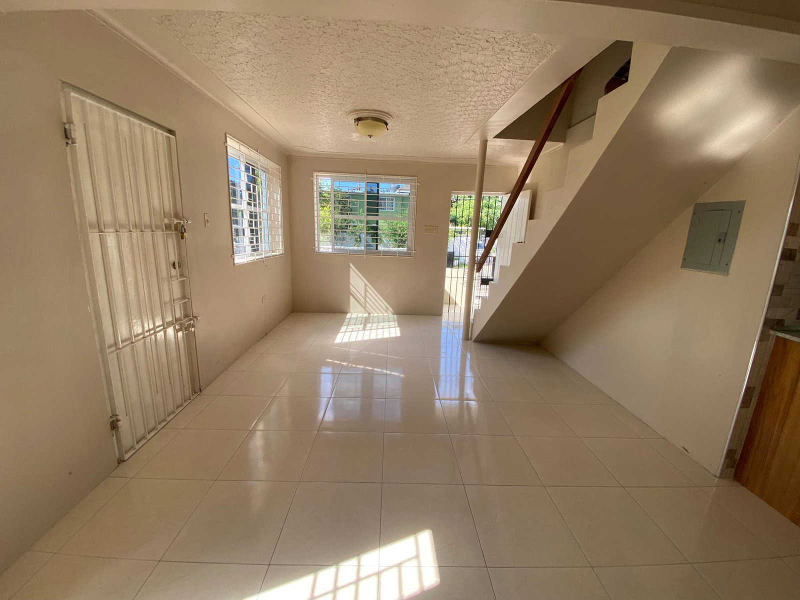 Fifth image of 22 Oaklawn Drive in Kingston 8, St. Andrew, Jamaica - property is For Rent