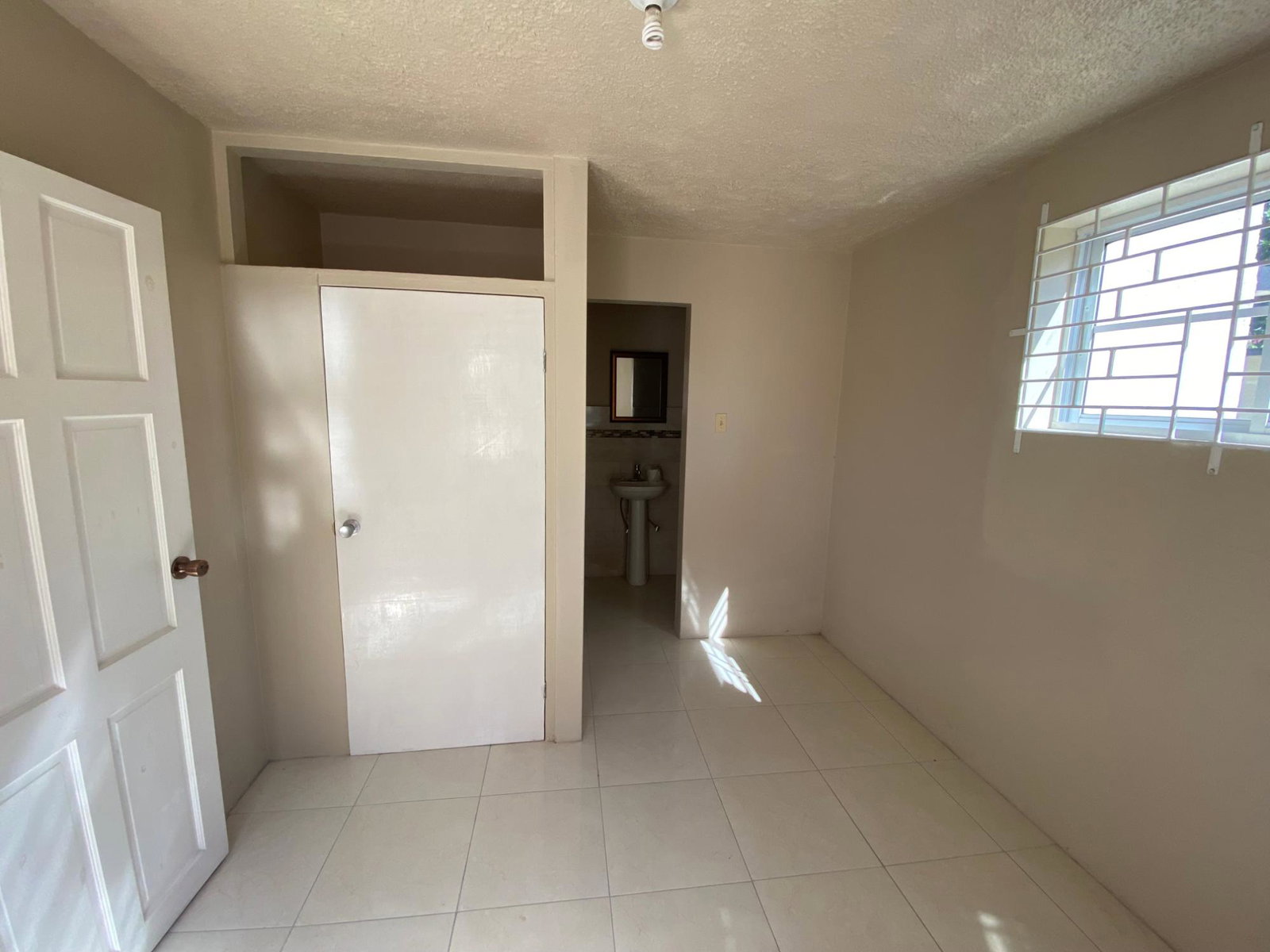 Ninth image of 22 Oaklawn Drive in Kingston 8, St. Andrew, Jamaica - property is For Rent