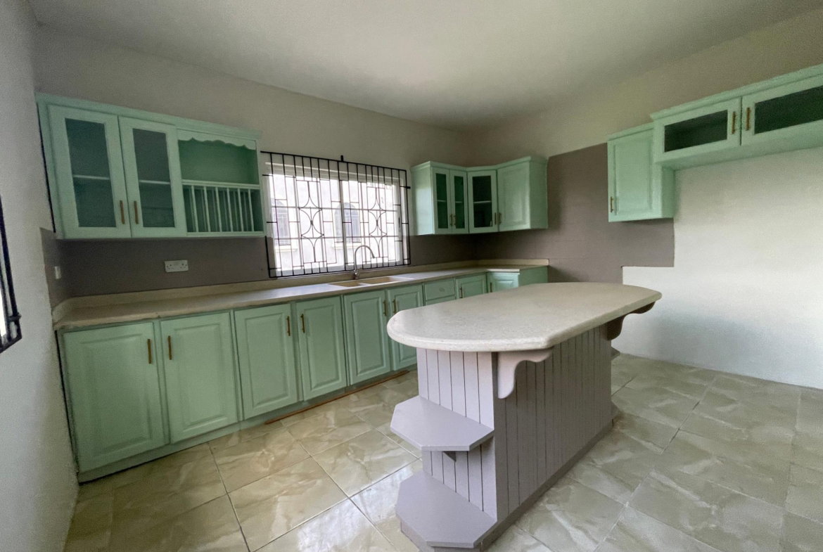 Twelfth image of Longbridge Ave, May Pen in May Pen, Clarendon, Jamaica - property is For Rent