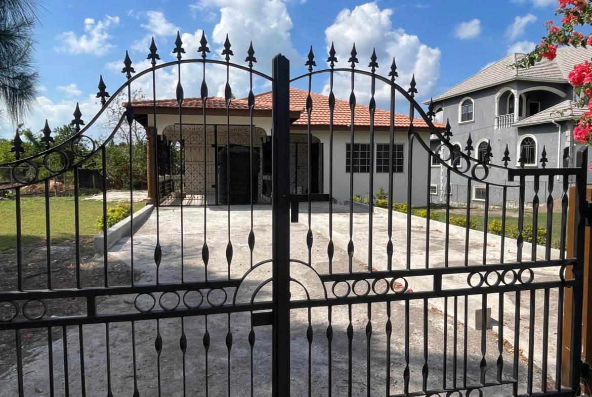 First image of Longbridge Ave, May Pen in May Pen, Clarendon, Jamaica - property is For Rent