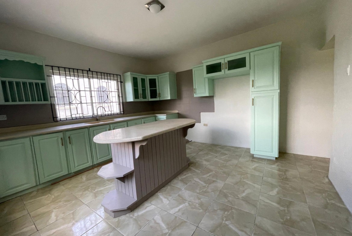 Thirteenth image of Longbridge Ave, May Pen in May Pen, Clarendon, Jamaica - property is For Rent