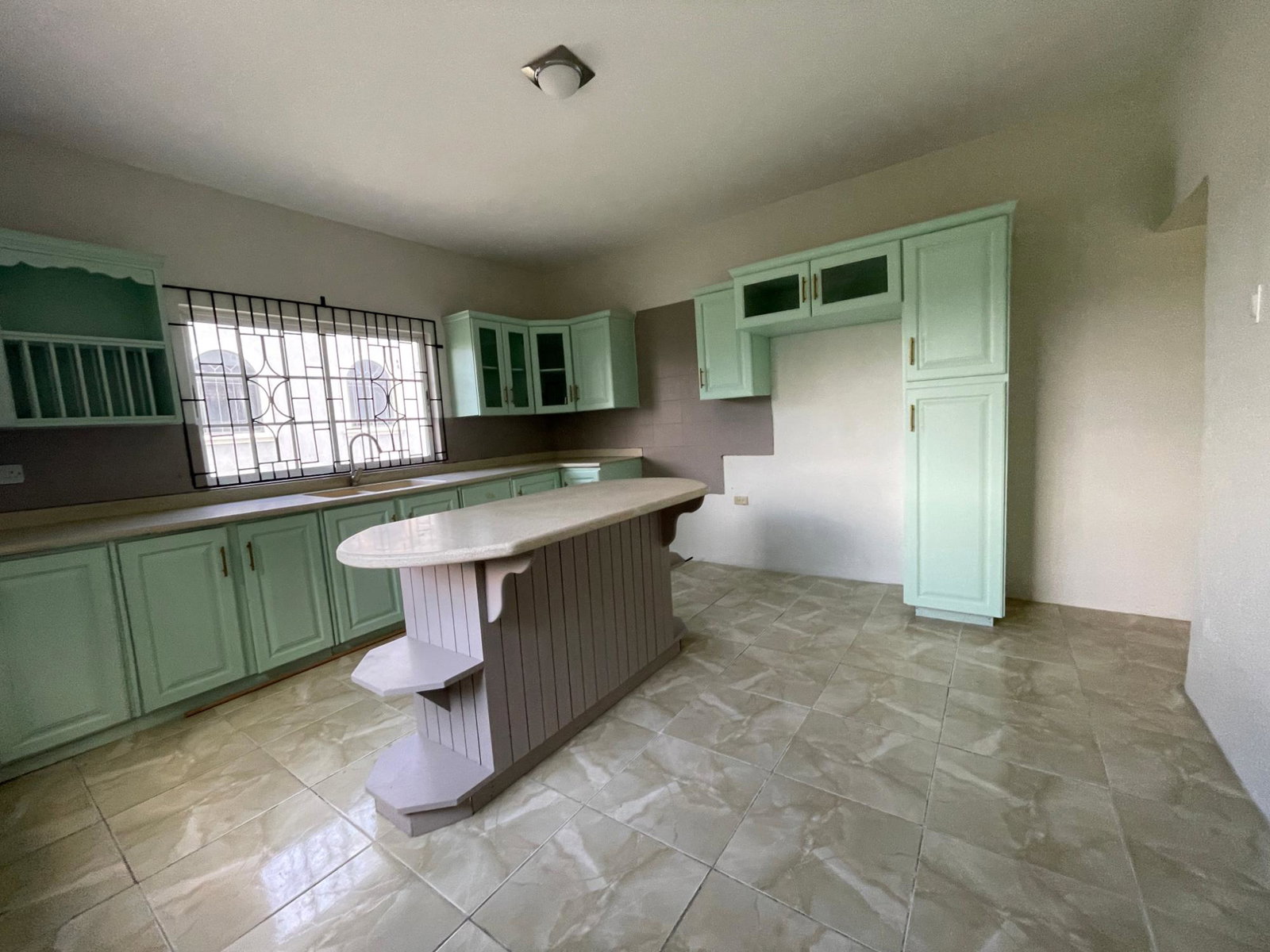 Thirteenth image of Longbridge Ave, May Pen in May Pen, Clarendon, Jamaica - property is For Rent