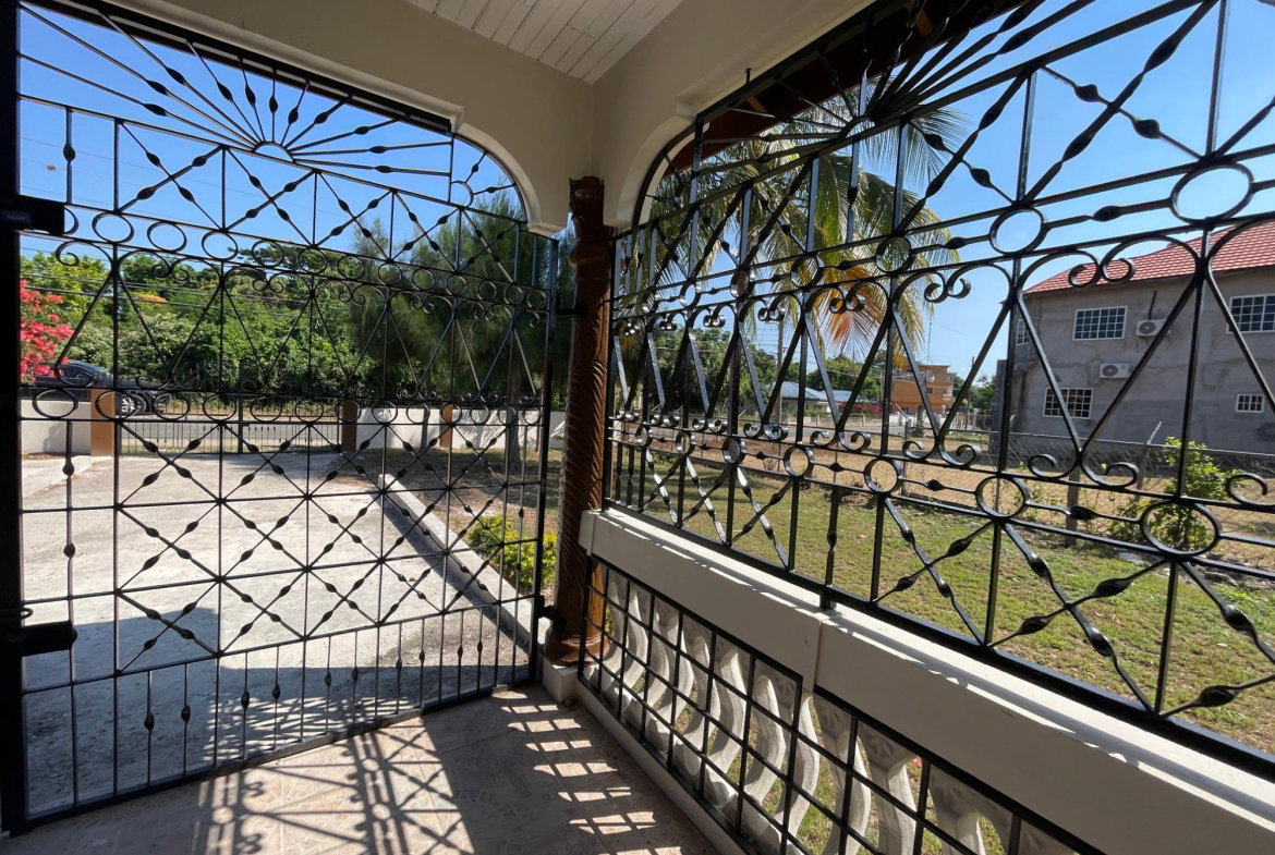 Twentieth image of Longbridge Ave, May Pen in May Pen, Clarendon, Jamaica - property is For Rent