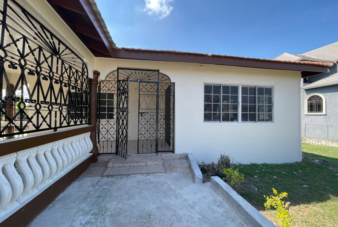 Twenty-First image of Longbridge Ave, May Pen in May Pen, Clarendon, Jamaica - property is For Rent