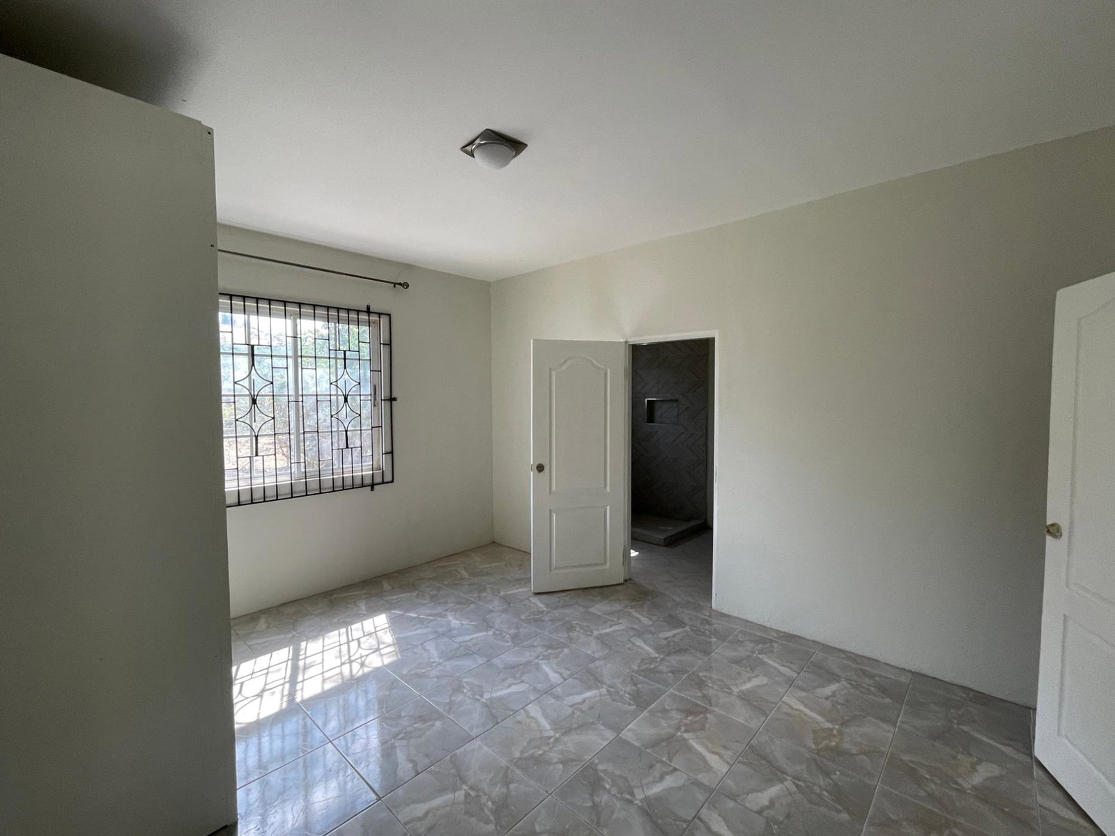 Eighth image of Longbridge Ave, May Pen in May Pen, Clarendon, Jamaica - property is For Rent