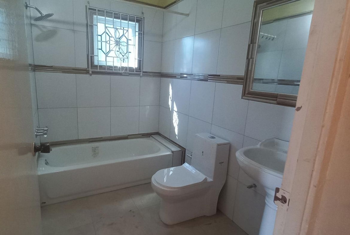 Fourth image of 526 Green Acres, st Gabriel r in Spanish Town, St. Catherine, Jamaica - property is For Sale