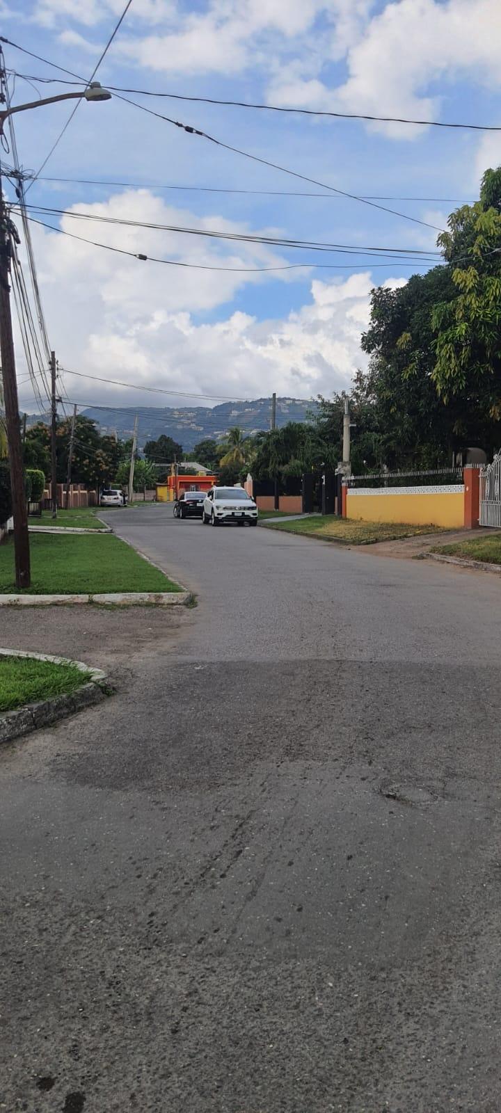 Tenth image of No. 10 Lawrence Drive, Kingston in Mannings Hill, St. Andrew, Jamaica - property is For Sale